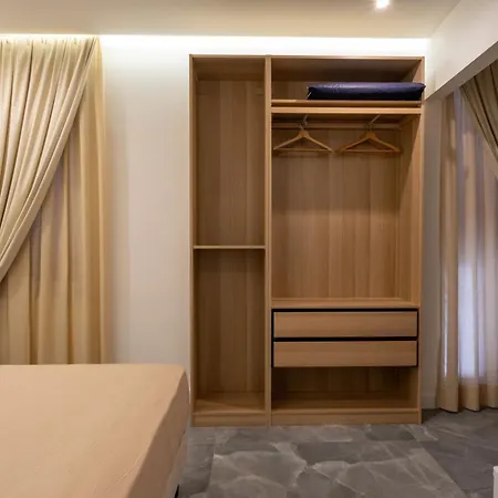 La Maison Di Tina Guest house