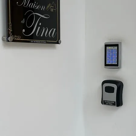 La Maison Di Tina ゲストハウス