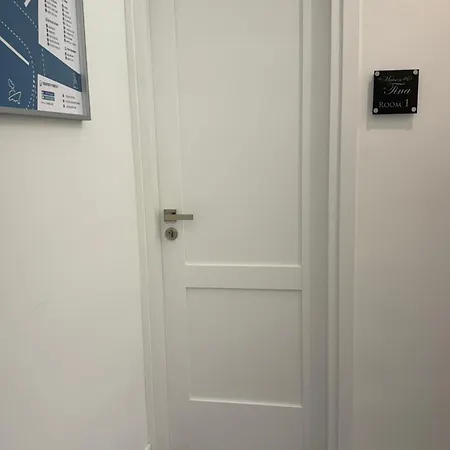 La Maison Di Tina Neapol