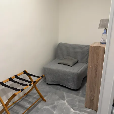 La Maison Di Tina Pensjonat Neapol