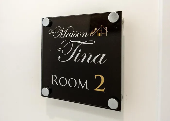 Гостевой дом La Maison Di Tina Неаполь